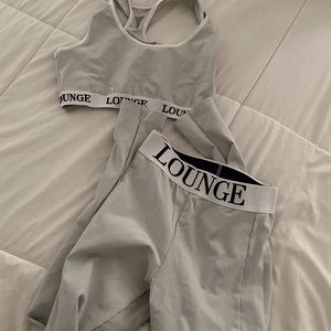 Lounge Workout set!